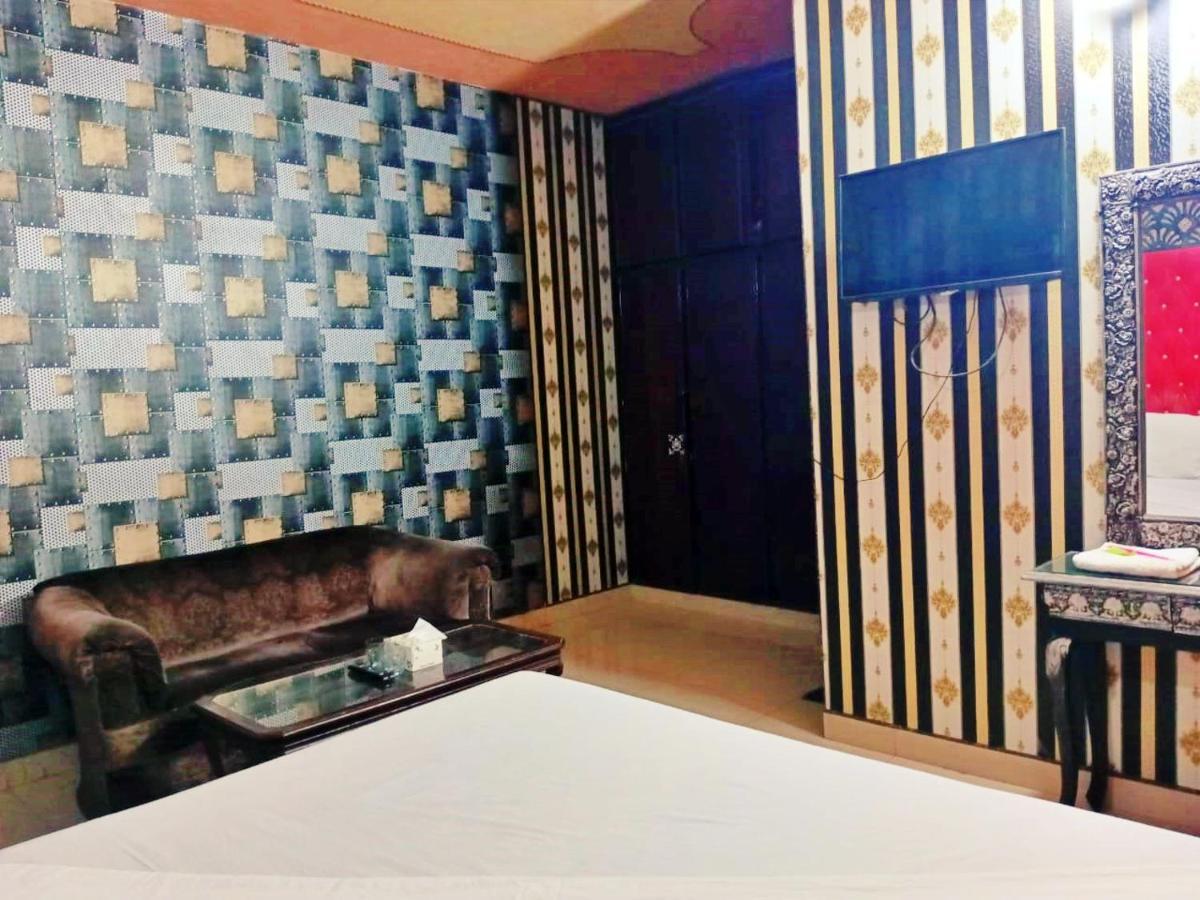 Moon Soon Hotel Lahore Exterior photo